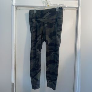 Old Navy Army Green Powersoft Active Leggings